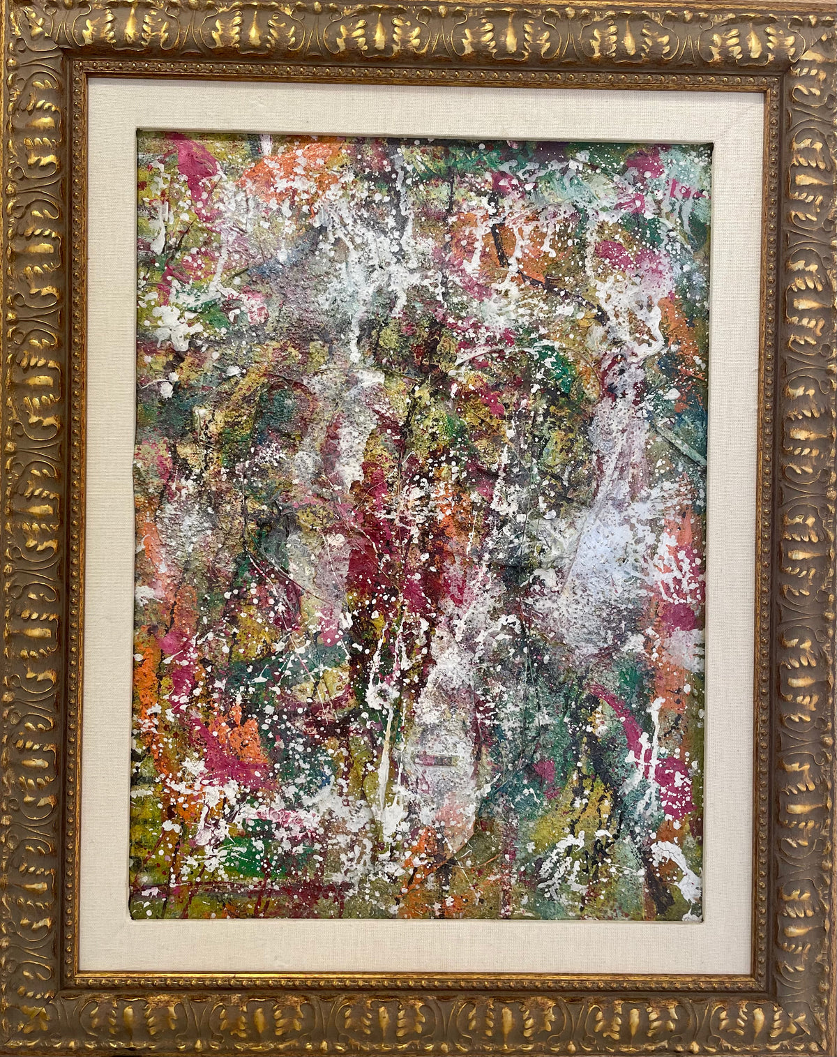 La Algeria del Circo โ original painting by Veronica Ruiz de Velasco. Layers of burgundy, olive and burnt orange under a heavy scatter of white paint, shown in a gilt frame.